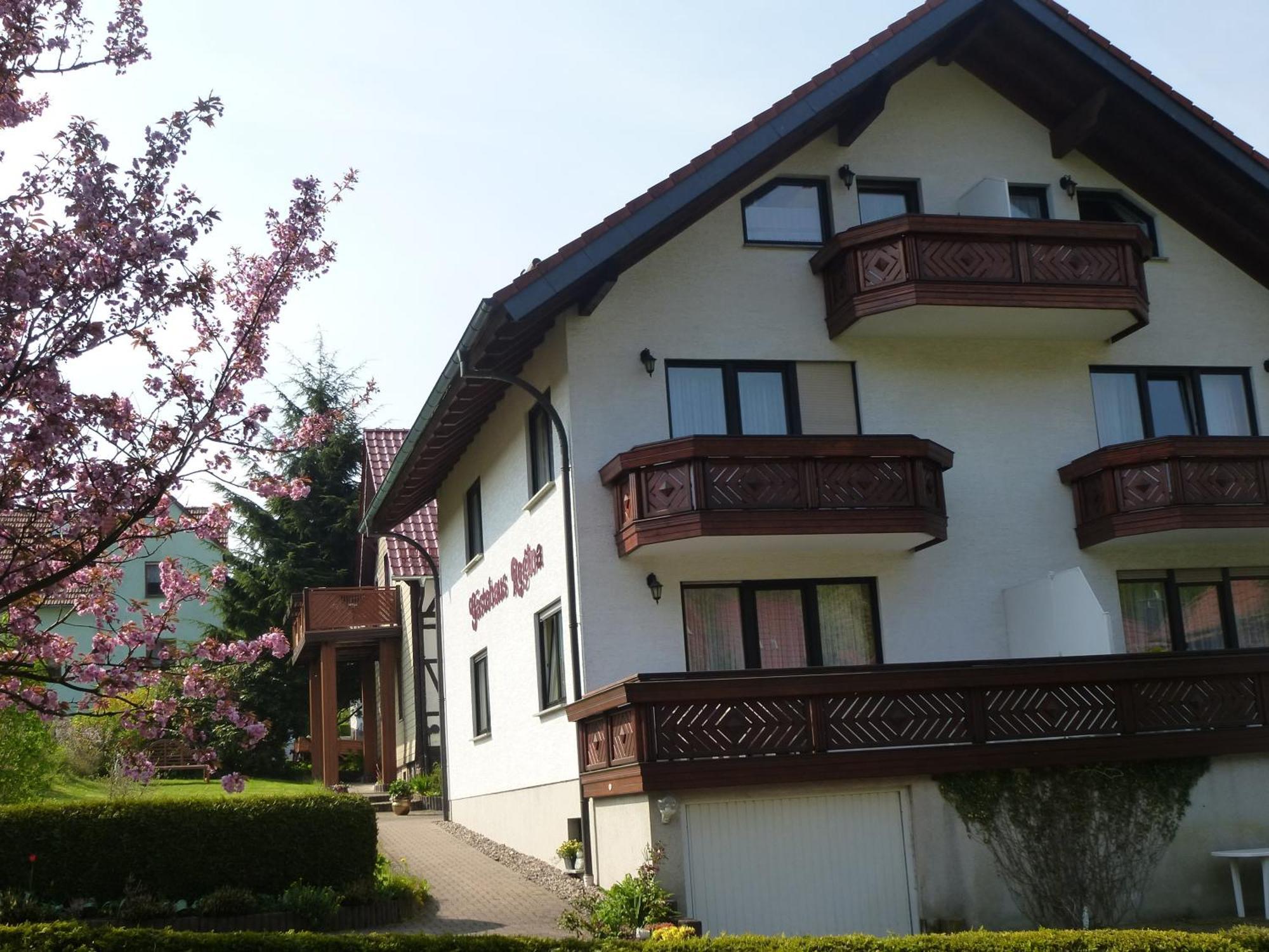 Gaestehaus Regina 룰라 외부 사진