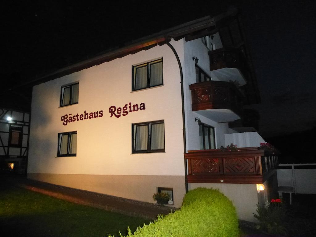 Gaestehaus Regina 룰라 외부 사진